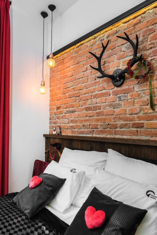 Wooden Horse - New Apartment - Old Town كراكوفيا المظهر الخارجي الصورة