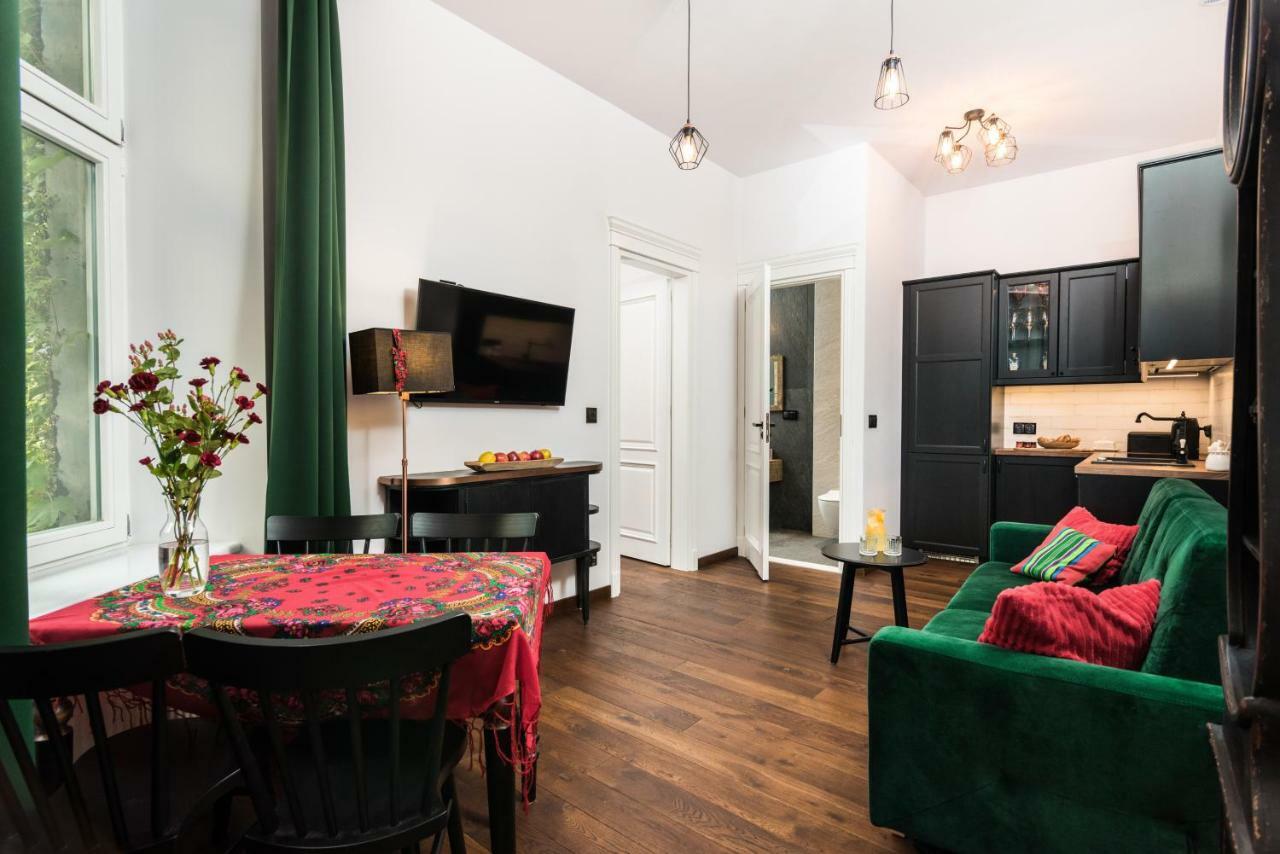 Wooden Horse - New Apartment - Old Town كراكوفيا المظهر الخارجي الصورة